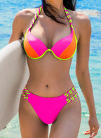 Descubra o Biquíni Trançado Color Block Mattie com Alças Trançadas design color block vibrante, alças trançadas e sutiã push-up. O look energético e moderno para o seu verão. Confira.