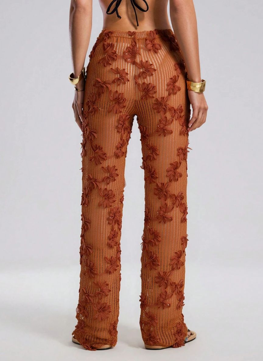 Calça Saída de Praia Noémie em Tricô Floral com Transparência, Baha Morenna