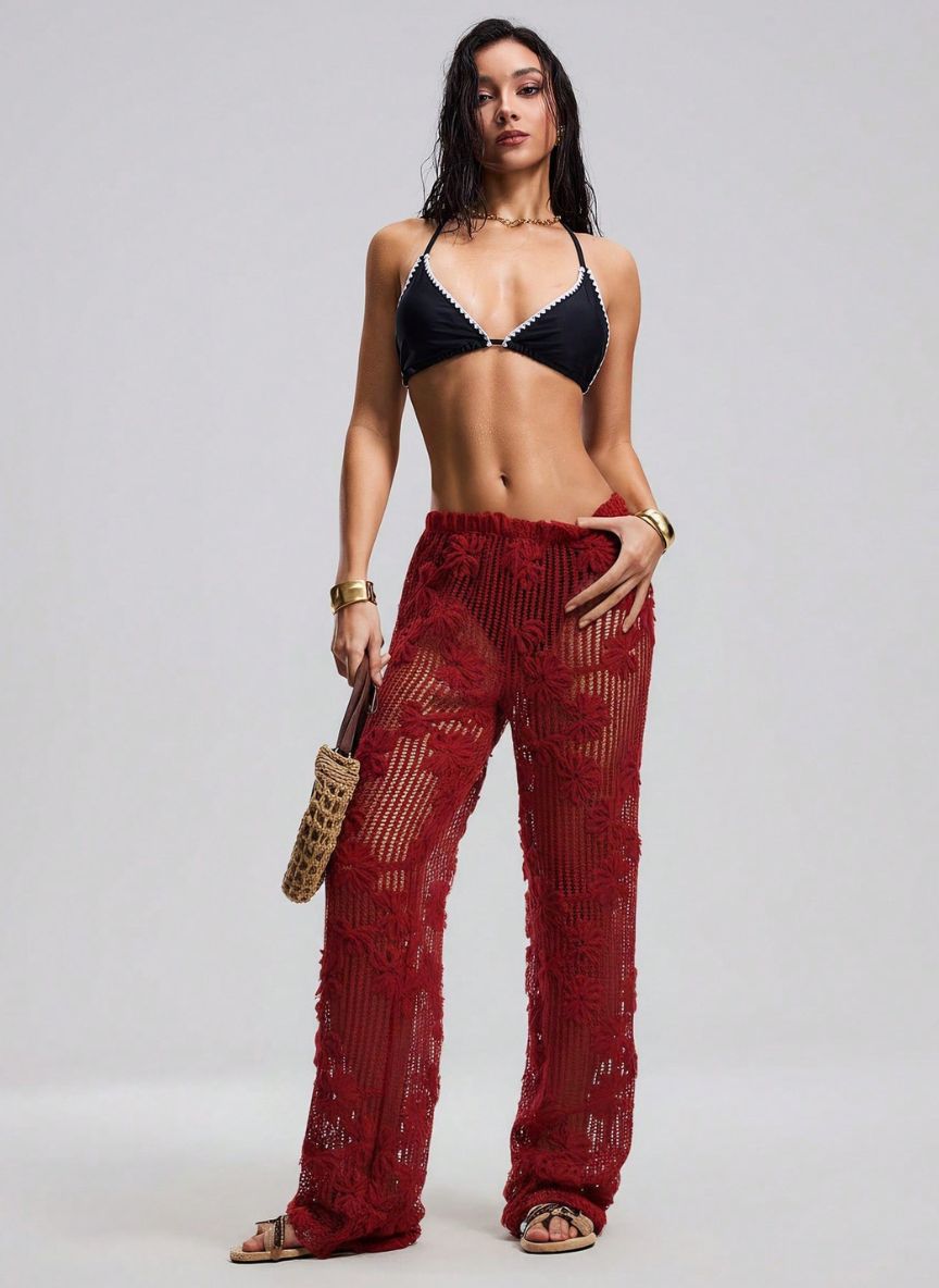 Calça Saída de Praia Noémie em Tricô Floral com Transparência, Baha Morenna